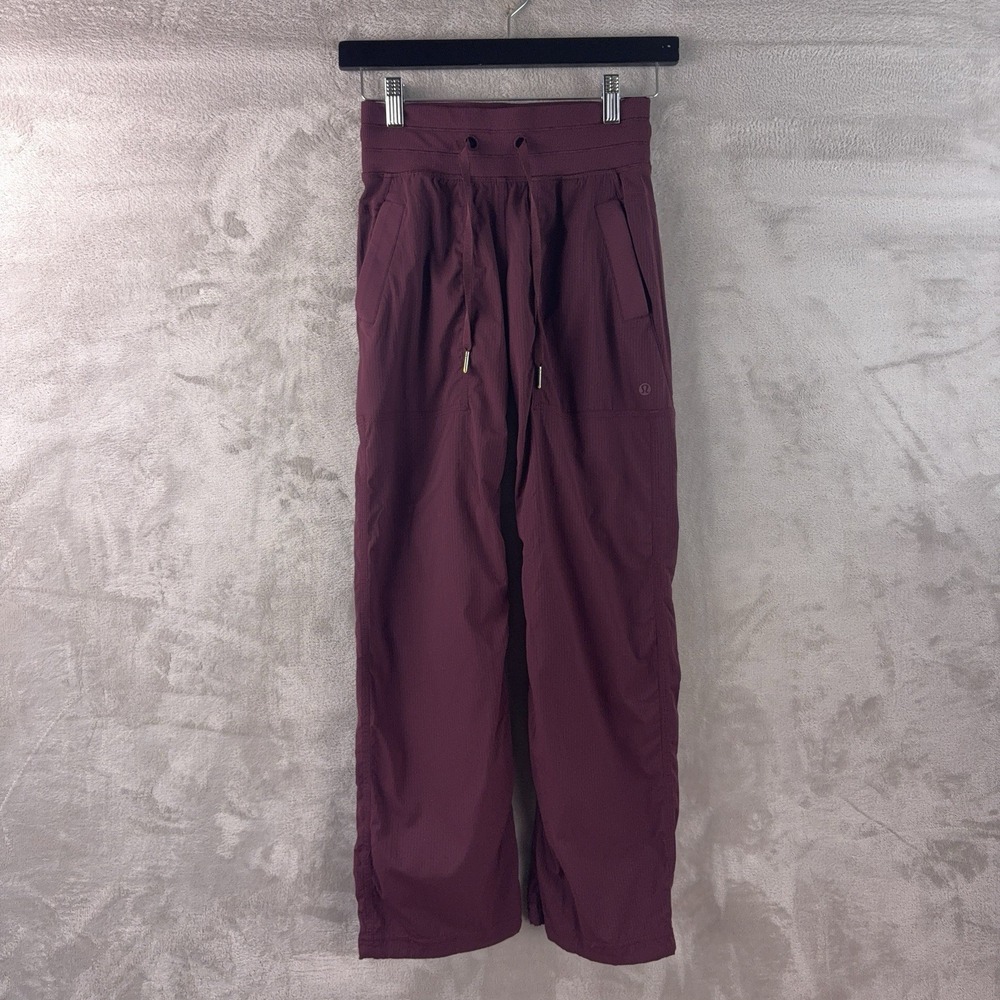 Women’s High-Rise Maroon Drawstring Pants
